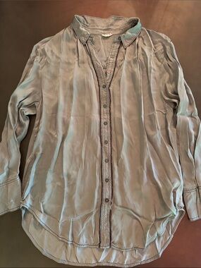 Pilcro Soft Sage Green Button-Front Top